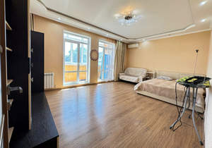 2-к квартира, вторичка, 80м2, 2/4 этаж