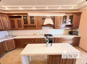 4-к квартира, вторичка, 145м2, 3/5 этаж