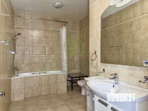 4-к квартира, вторичка, 205м2, 9/10 этаж