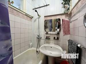 3-к квартира, вторичка, 58м2, 5/5 этаж