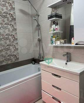 2-к квартира, вторичка, 63м2, 4/8 этаж