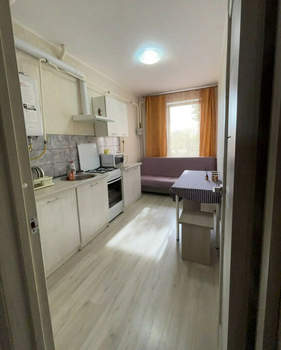 1-к квартира, вторичка, 38м2, 1/4 этаж