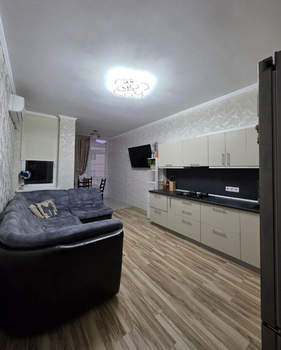 2-к квартира, вторичка, 70м2, 2/2 этаж