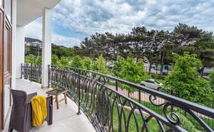 3-к квартира, вторичка, 101м2, 1/6 этаж