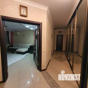 3-к квартира, вторичка, 106м2, 2/5 этаж