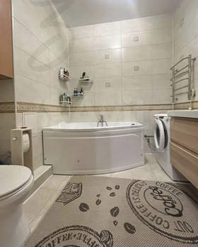 2-к квартира, вторичка, 70м2, 2/2 этаж