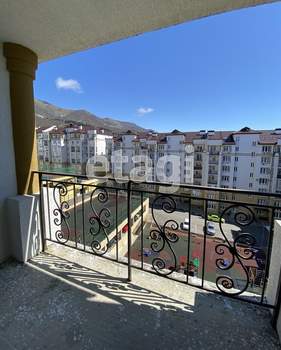 2-к квартира, вторичка, 70м2, 7/7 этаж