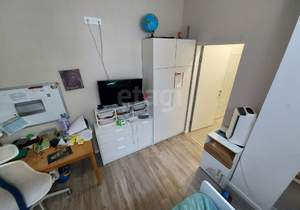 3-к квартира, вторичка, 68м2, 8/8 этаж