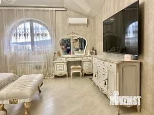 2-к квартира, вторичка, 103м2, 6/6 этаж