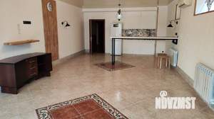4-к квартира, вторичка, 117м2, 1/6 этаж