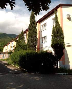 2-к квартира, вторичка, 77м2, 1/2 этаж