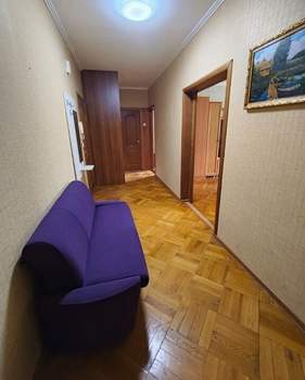 2-к квартира, вторичка, 74м2, 1/9 этаж
