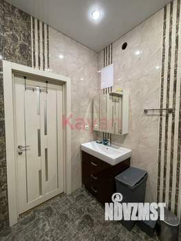 2-к квартира, вторичка, 68м2, 1/8 этаж