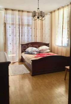2-к квартира, вторичка, 72м2, 3/5 этаж