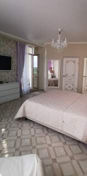 2-к квартира, вторичка, 76м2, 7/8 этаж