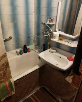 2-к квартира, вторичка, 52м2, 4/5 этаж