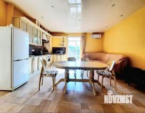 2-к квартира, вторичка, 78м2, 2/4 этаж