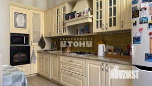 2-к квартира, вторичка, 63м2, 1/6 этаж