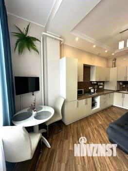 1-к квартира, вторичка, 53м2, 1/10 этаж