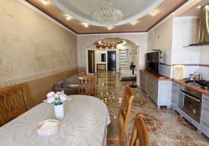 2-к квартира, вторичка, 100м2, 6/9 этаж