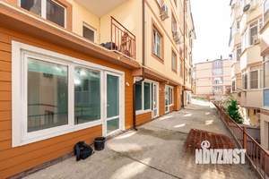 Студия квартира, вторичка, 38м2, 1/4 этаж