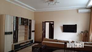 3-к квартира, вторичка, 108м2, 1/5 этаж