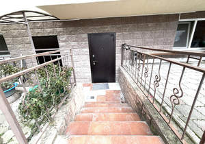 Студия квартира, вторичка, 50м2, 1/4 этаж