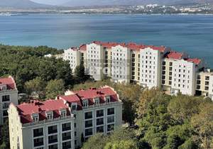 2-к квартира, вторичка, 130м2, 3/7 этаж