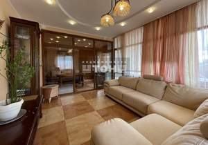 3-к квартира, вторичка, 145м2, 2/6 этаж