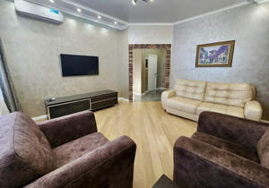 4-к квартира, вторичка, 146м2, 3/4 этаж