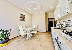 2-к квартира, вторичка, 73м2, 4/5 этаж