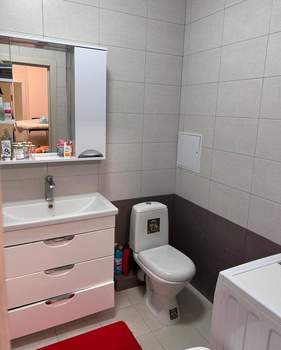 2-к квартира, вторичка, 63м2, 4/8 этаж