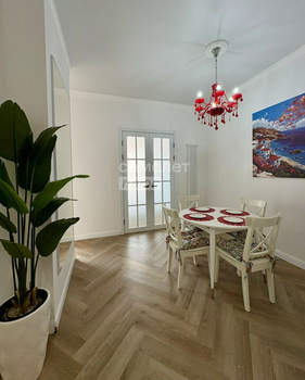 1-к квартира, вторичка, 51м2, 5/5 этаж